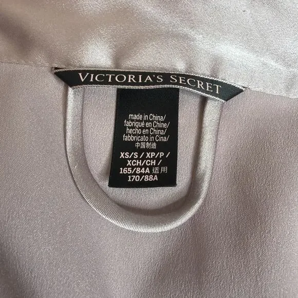 Victorias Secret Satin Robe 3/4 Sleeves XS /S Mid Thigh Length Pink Pockets READ - Picture 5 of 15